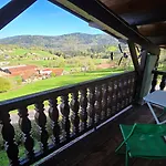 Chalet Sous Les Sapins, Calme, Superbe Vue Avec Piscine Et Sauna Gerbamont