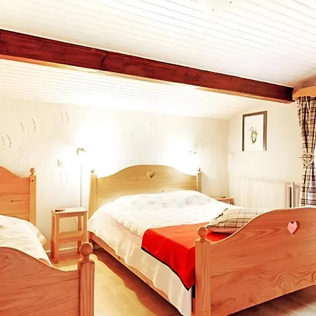 Sous Les Sapins, Calme, Superbe Vue Avec Piscine Et Sauna *