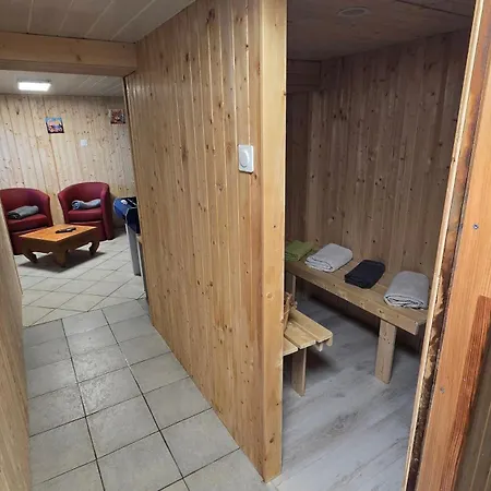 Sous Les Sapins, Calme, Superbe Vue Avec Piscine Et Sauna Gerbamont